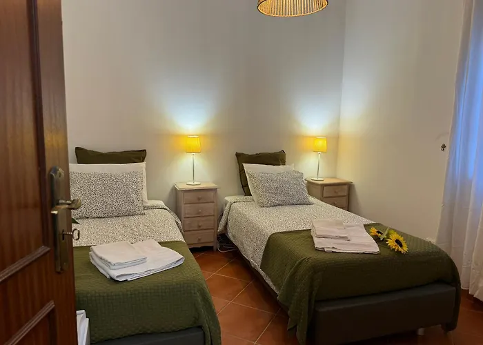 Quarto Duplo Com Terraco E Casa De Banho Privativa - Em Casa De Praia Em Almograve - Trilho Dos Pescadores